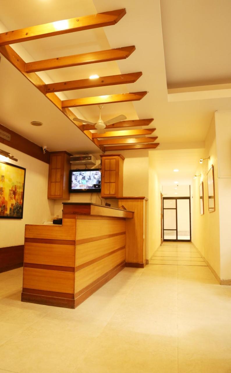 Chandīgarh Hotel H26 מראה חיצוני תמונה