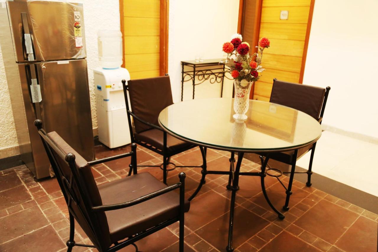 Chandīgarh Hotel H26 מראה חיצוני תמונה