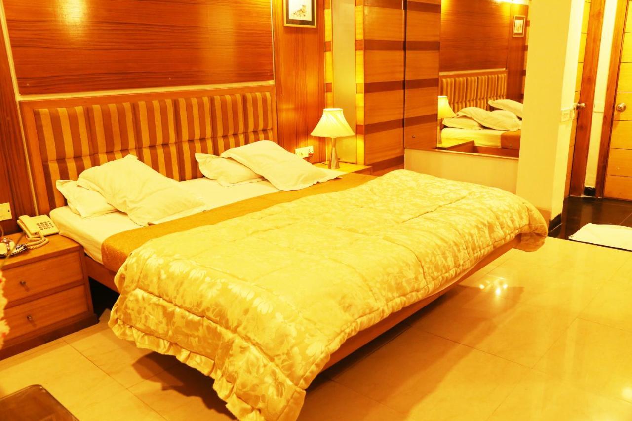 Chandīgarh Hotel H26 מראה חיצוני תמונה
