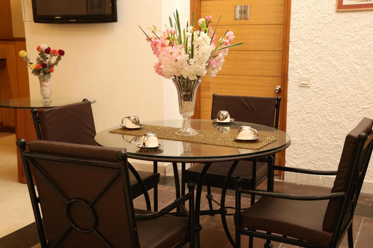 Chandīgarh Hotel H26 מראה חיצוני תמונה