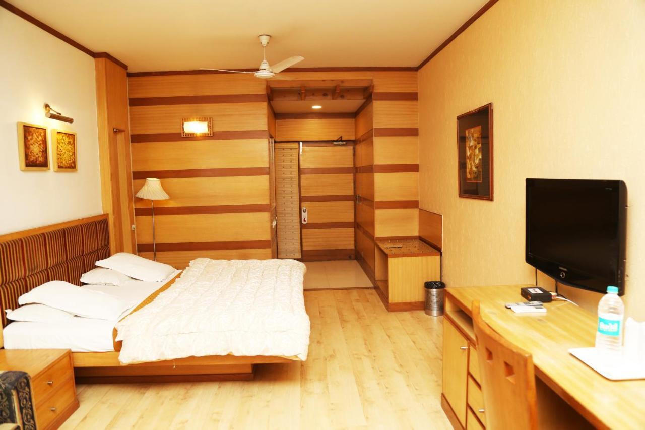 Chandīgarh Hotel H26 מראה חיצוני תמונה
