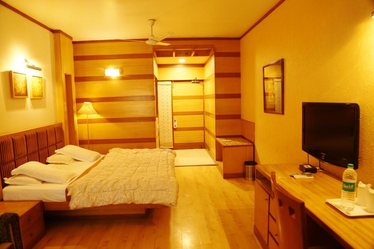 Chandīgarh Hotel H26 מראה חיצוני תמונה