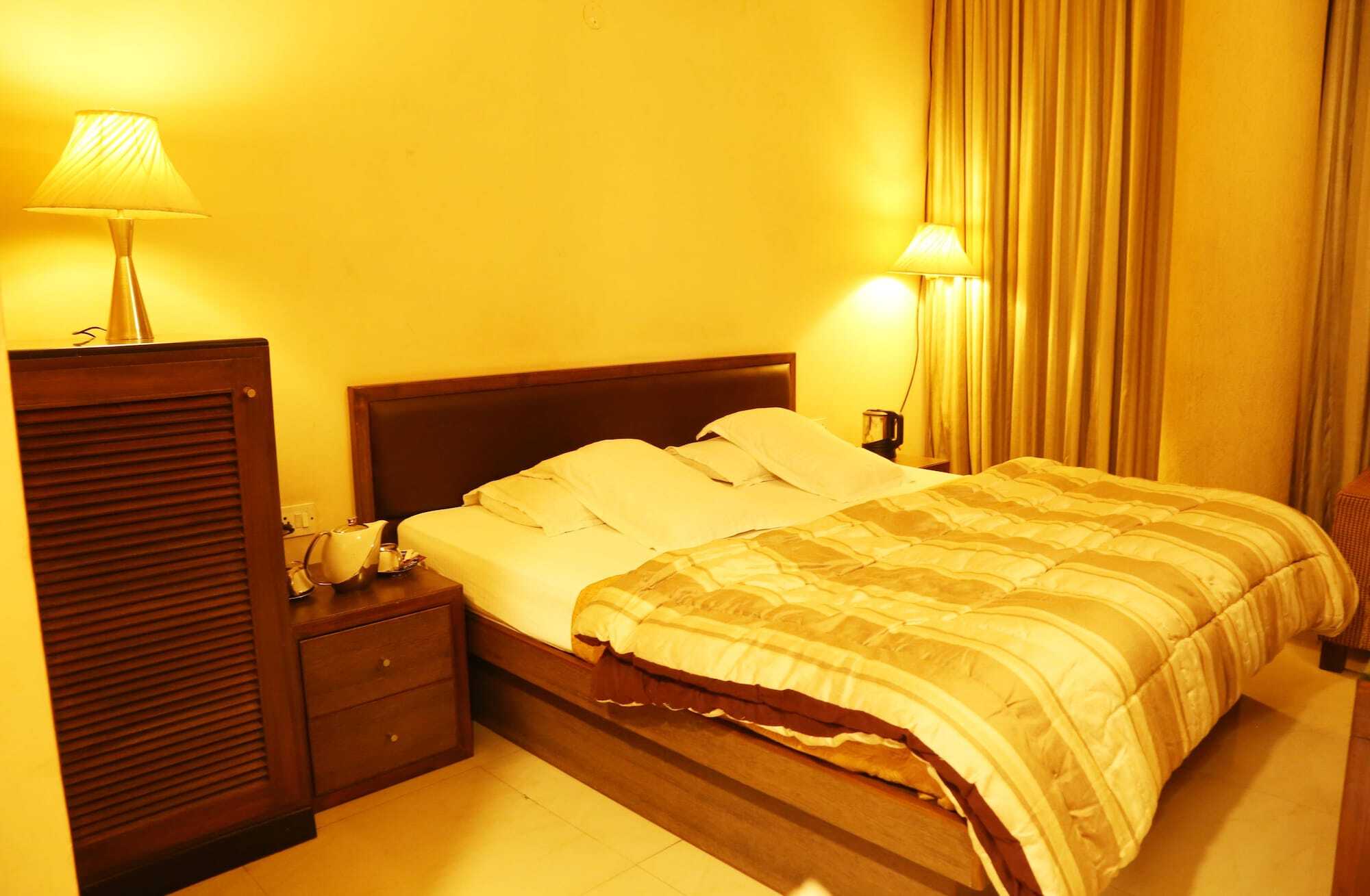 Chandīgarh Hotel H26 מראה חיצוני תמונה
